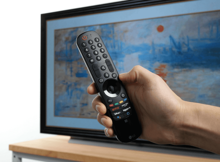 The remote control of the LG OLED C1