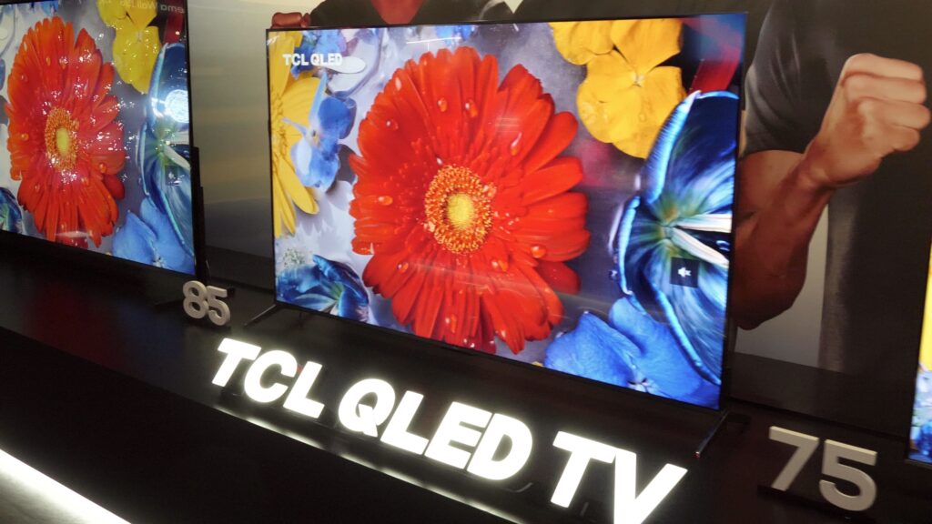 IFA 2022 TCL QLED TV C835