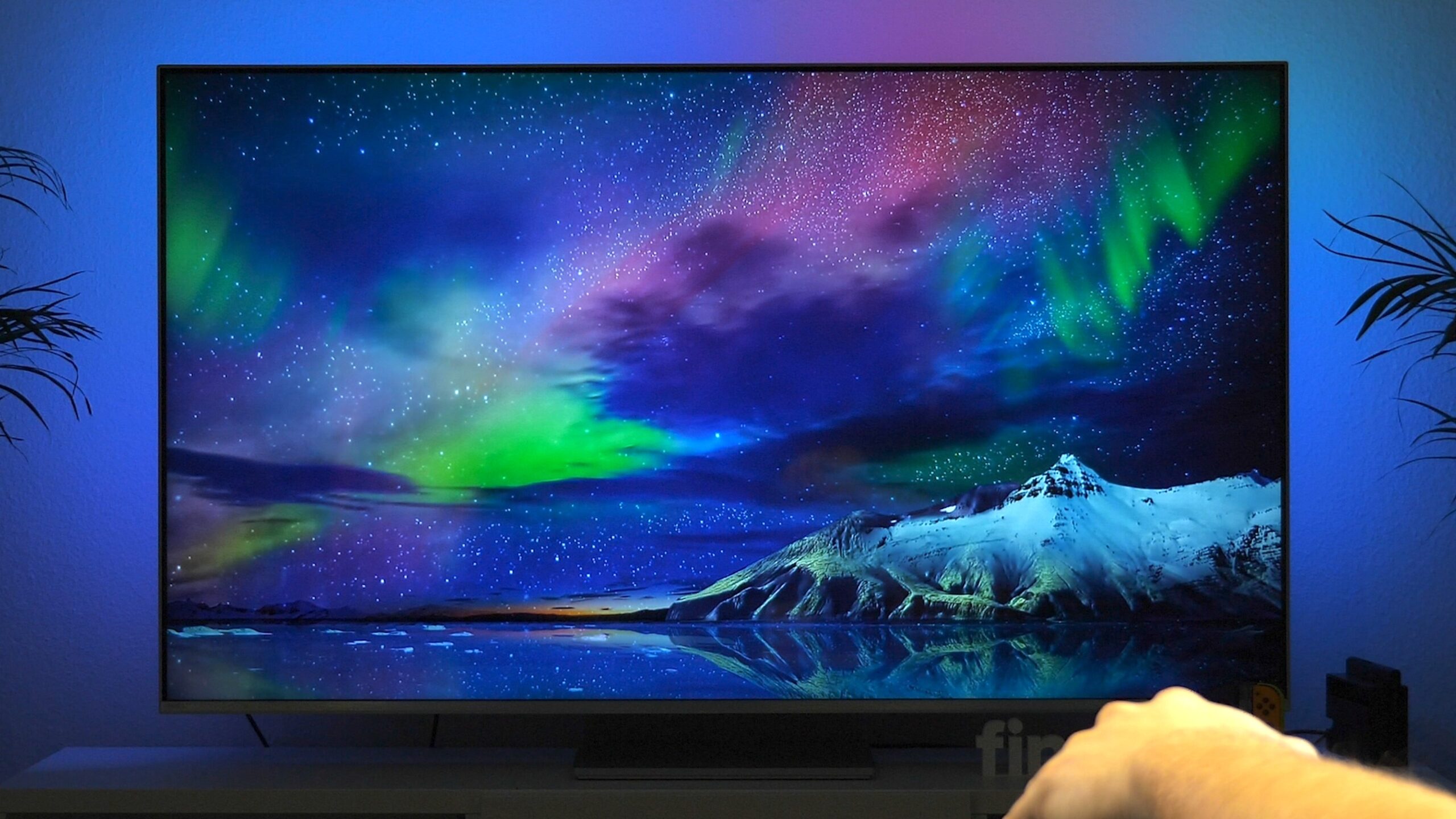 The One - Ambilight TV